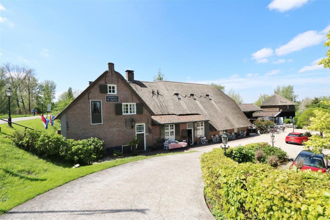 Herberg De Lingehoeve Oosterwijk Eksteriør bilde